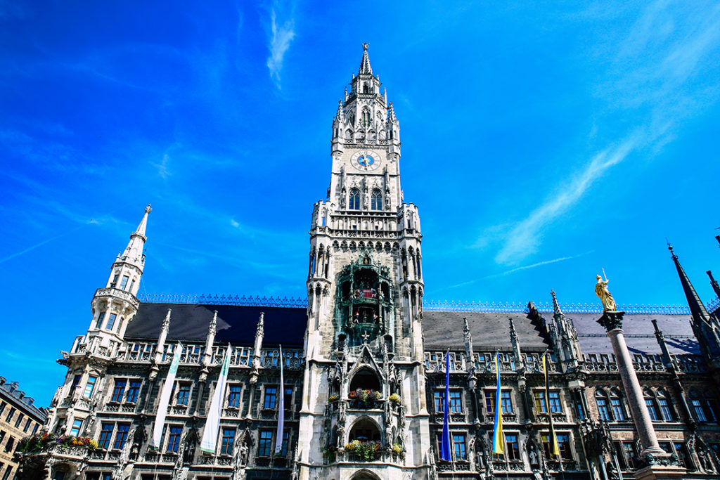 München Sehenswürdigkeiten: Rathausturm am Marienplatz