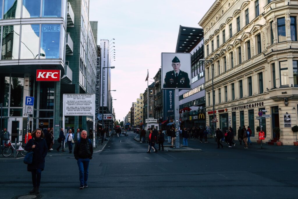 Berlin Sehenswürdigkeiten - Checkpoint Charlie 